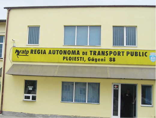 Importanța educației financiare pentru tineri, subliniată de experți