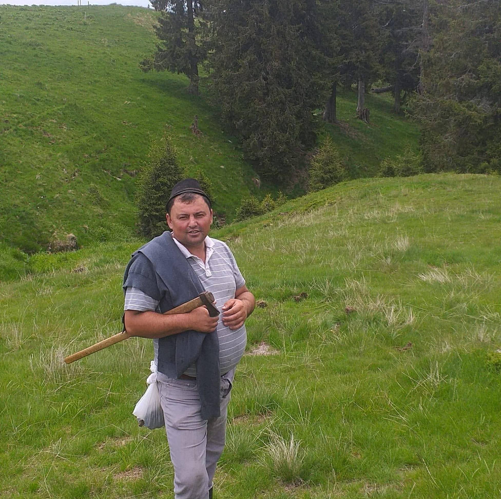 Comunitatea din Telești, Gorj, în doliu după moartea lui Petrișor