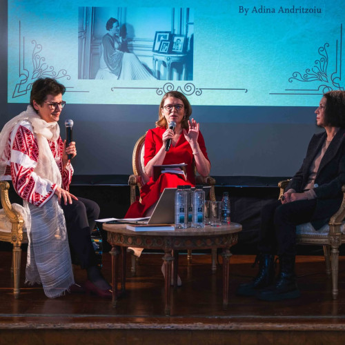 Eveniment dedicat ansamblului brâncușian la Londra, omagiu pentru femeile gorjene