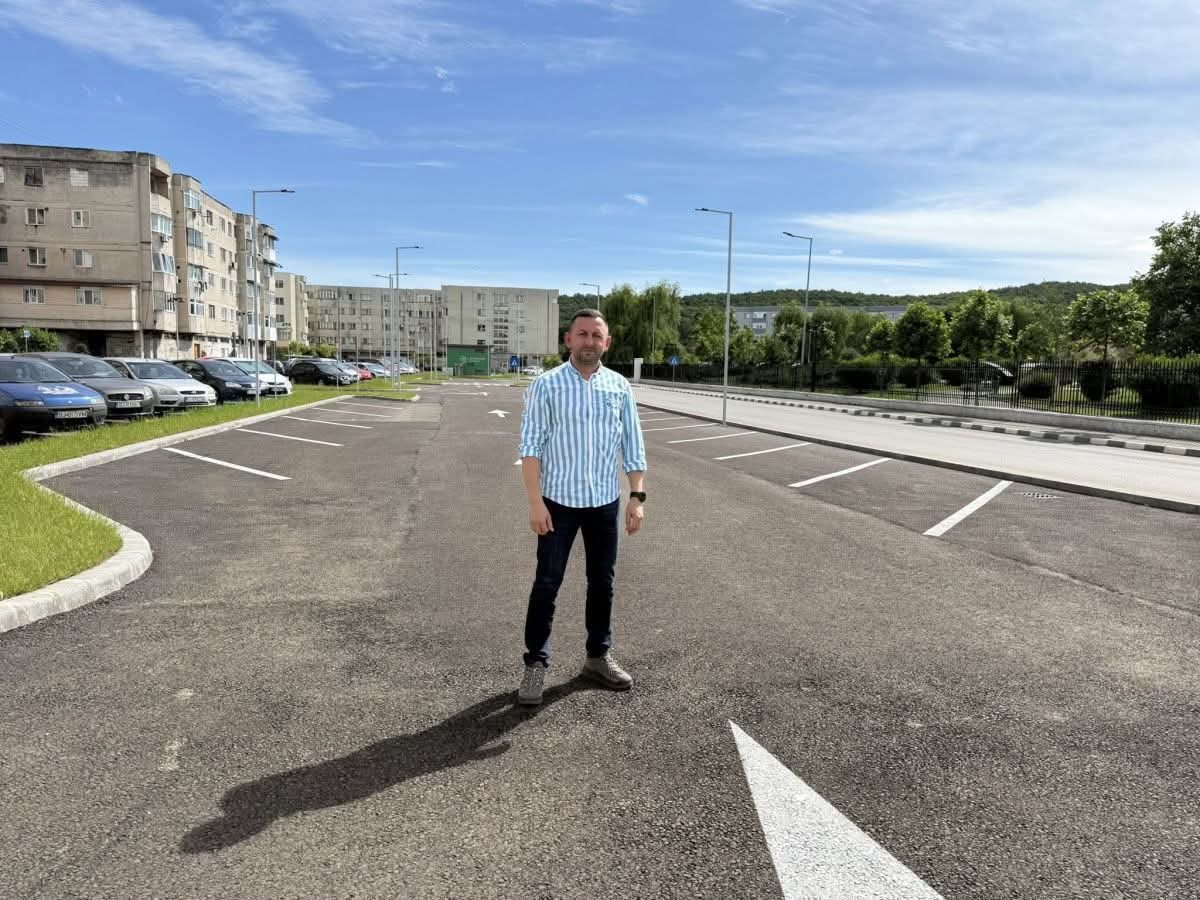 Cetățenii din Rovinari pot solicita restituirea sumelor pentru parcări