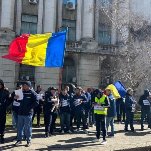 Protestele minerilor din Târgu Jiu continuă, cu greva foamei inclusă