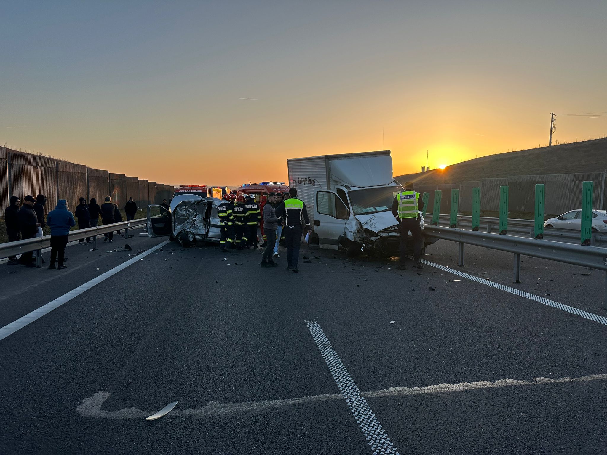 Accident pe DEX 12: Trafic oprit pe ruta Craiova – Pitești