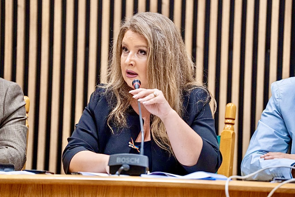 Poluare la lacul Vidraru: autoritățile mobilizate pentru gestionarea situației