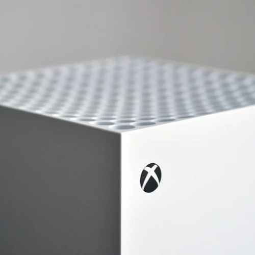 Următoarea consolă Xbox a Microsoft, Project Helix, nu va ajunge în versiune alpha până în 2027