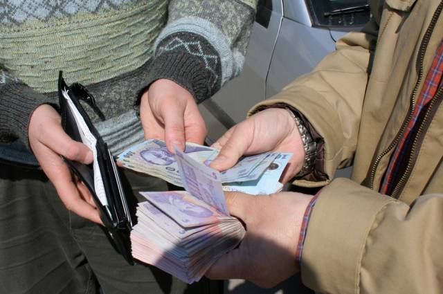 Guvernul decide creșterea salariului minim în România în vara anului 2026