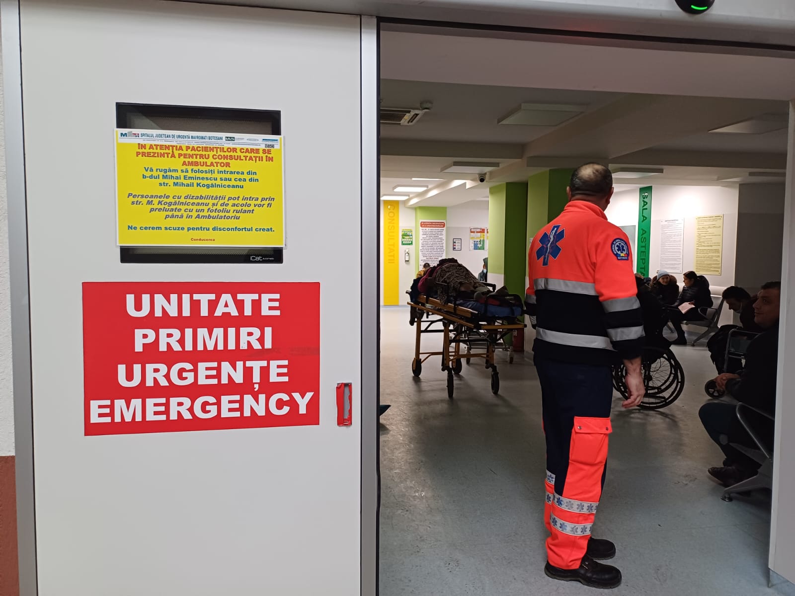 Botoșănean cu infarct miocardic, salvat pe cale aeriană de SMURD