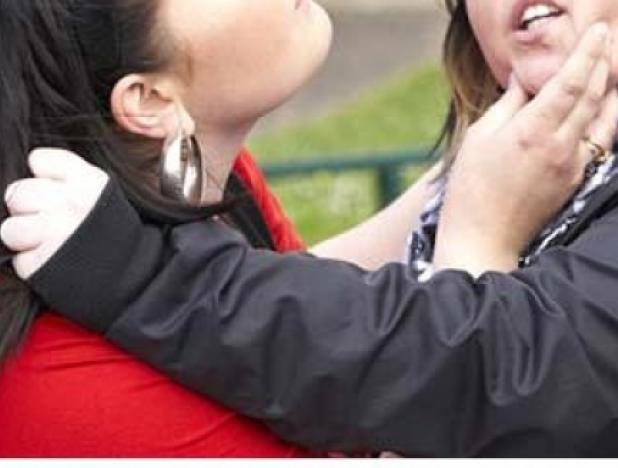 Două tinere reținute în cazul agresiunii unei fete de 13 ani la Sighetu Marmației