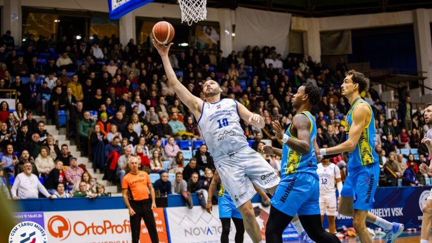 CSM Tg. Mureș primește vizita CSM Galați în Liga Națională de baschet