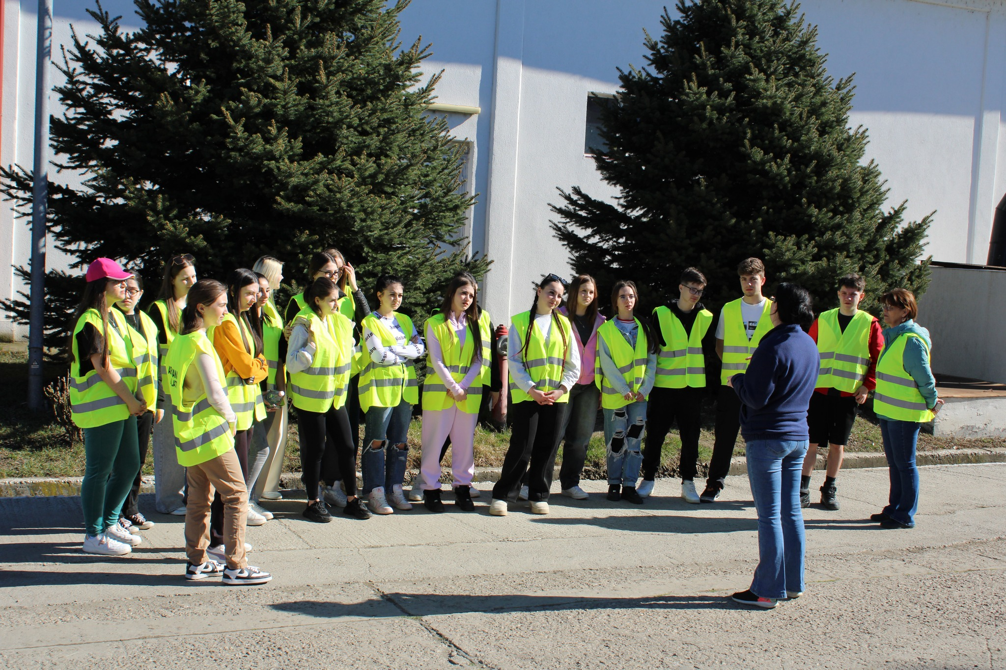 Elevii de la Liceul „Aurel Vlaicu” din Galați explorează sistemul de alimentare cu apă