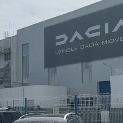 1.200 de angajați Dacia afectați de concedieri la Mioveni
