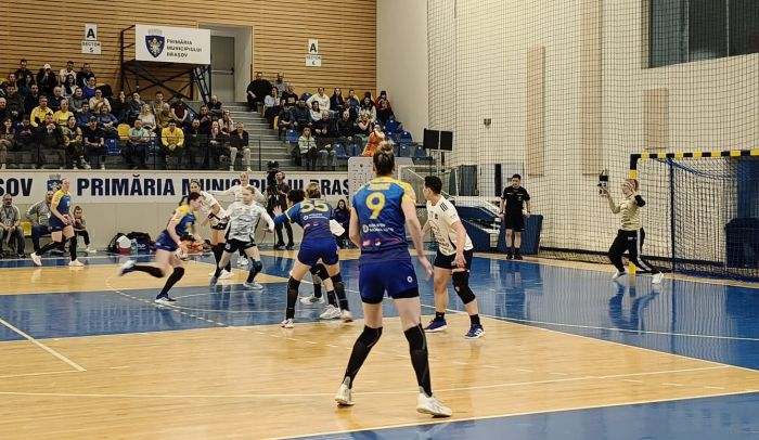 Handbal feminin. Corona Brașov, egal dramatic cu Brăila, scor 29-29