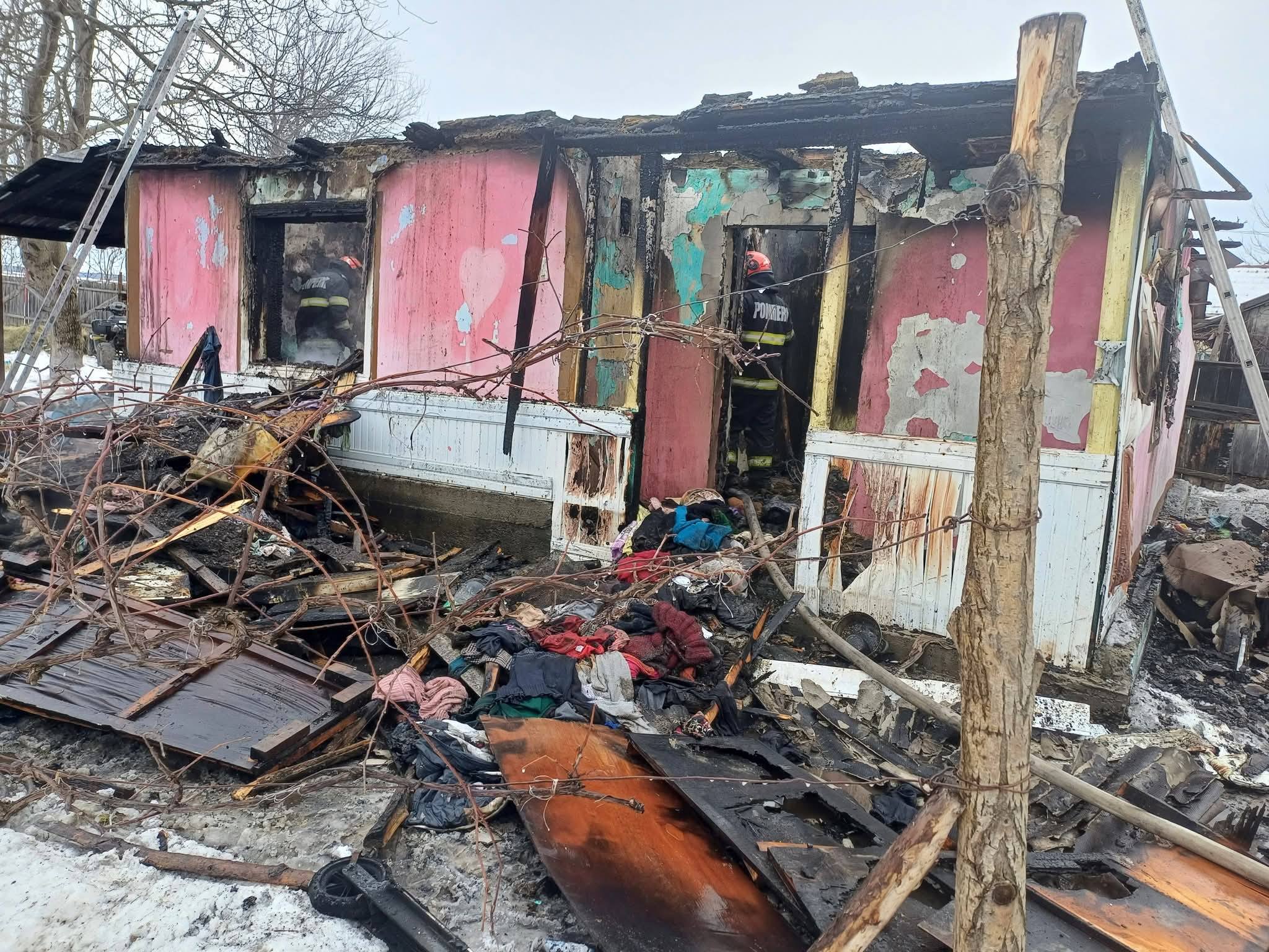 Familia din Vorona se confruntă cu o tragedie după un incendiu devastator