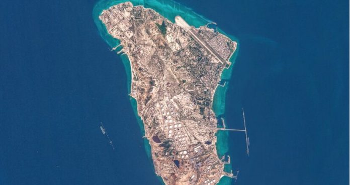 Armata americană atacă insula Kharg, un important terminal petrolier iranian