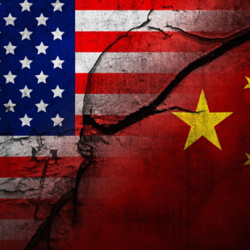 Două lumi în oglindă: comunități online din China și SUA influențează percepțiile tinerilor