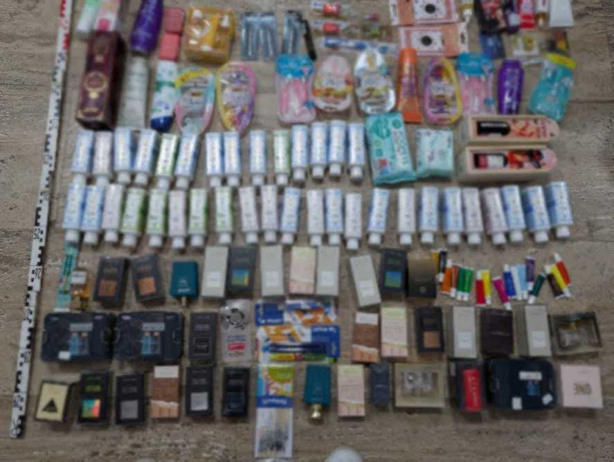 Poliția clujeană prinde un urmărit internațional și două femei furisitoare