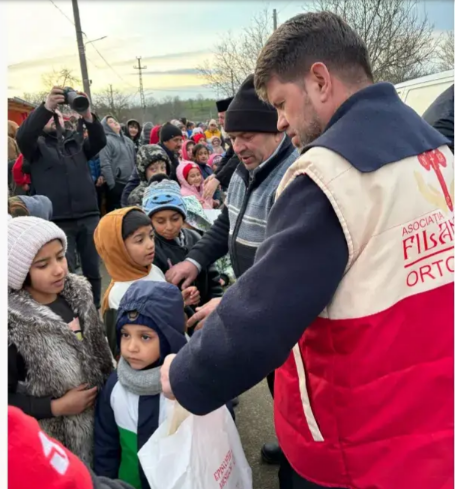 Campania umanitară „De Paști aducem împreună Lumină în suflete” a debutat la Huși