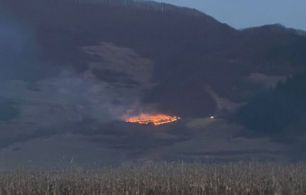 Incendii devastatoare în județul Bistrița-Năsăud afectează peste 70 de hectare