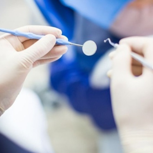 Tratament stomatologic gratuit în spitalele publice, anunță ministrul Sănătății