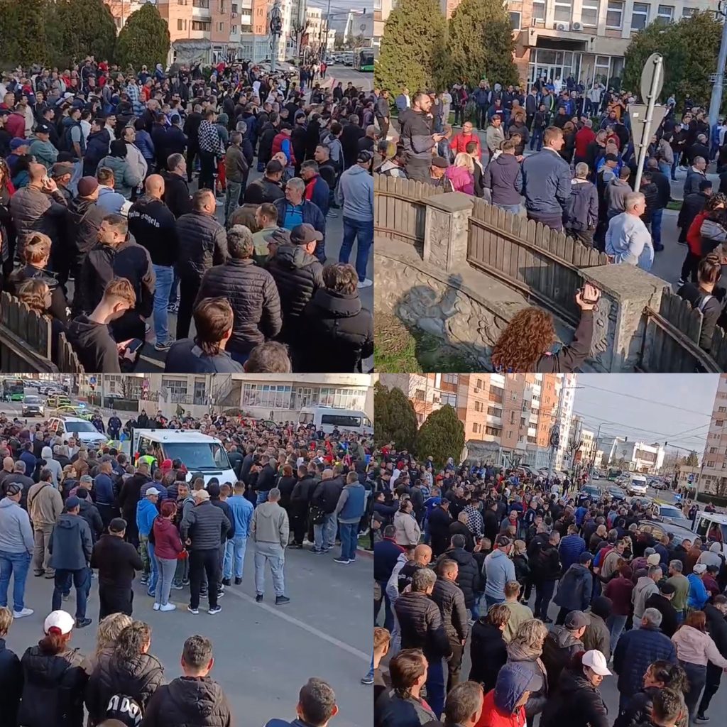 Tensiune la Complexul Energetic Oltenia: minerii blochează străzile din Târgu Jiu