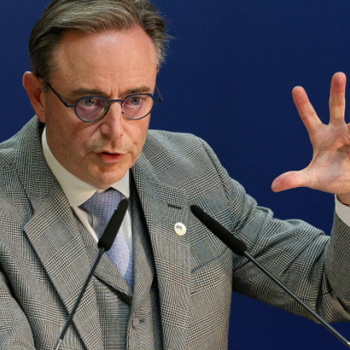 Bart De Wever criticat pentru apelul la normalizarea relațiilor cu Rusia