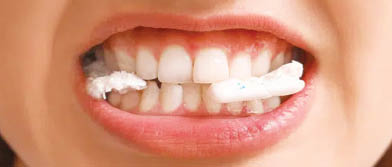 Mestecatul gumei: Beneficii și riscuri pentru sănătate