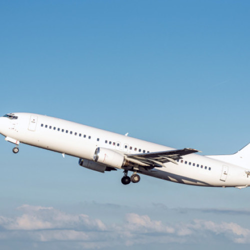 Companiile aeriene europene contestă regulile privind carburantul sintetic impuse de UE