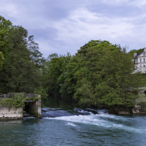 Al doilea tur de scrutin la Arcis-sur-Aube promite o confruntare inedită