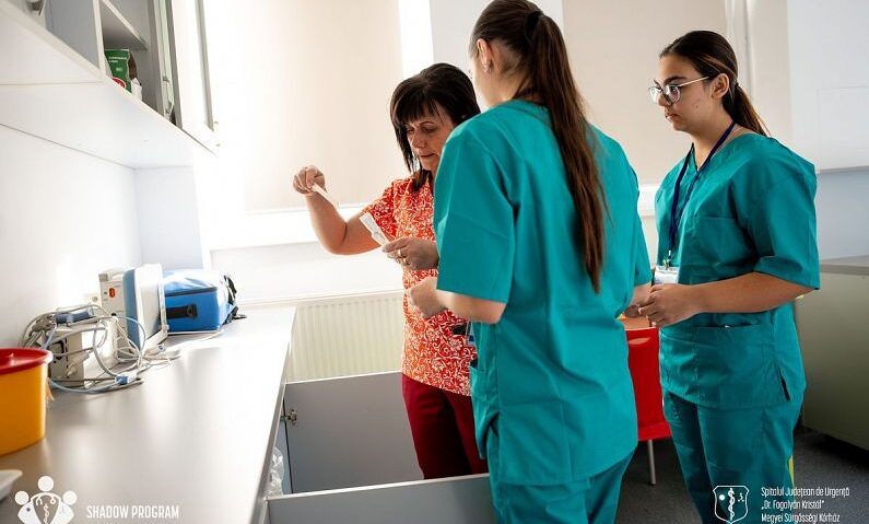 Spitalul din Sfântu Gheorghe lansează programul Shadow pentru elevi