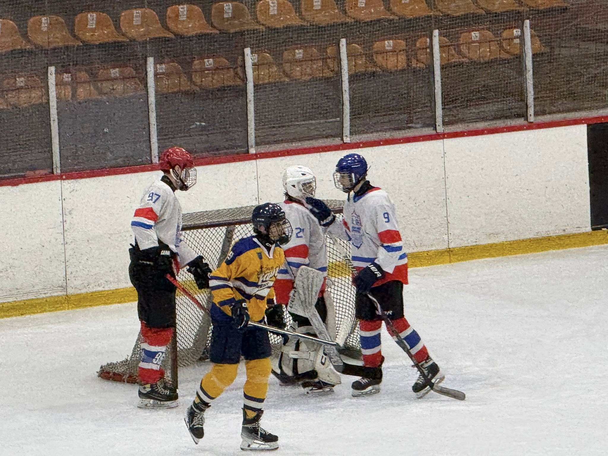 Juniorii de la CSM Galați, înfrânți în semifinala Campionatului Național de hochei