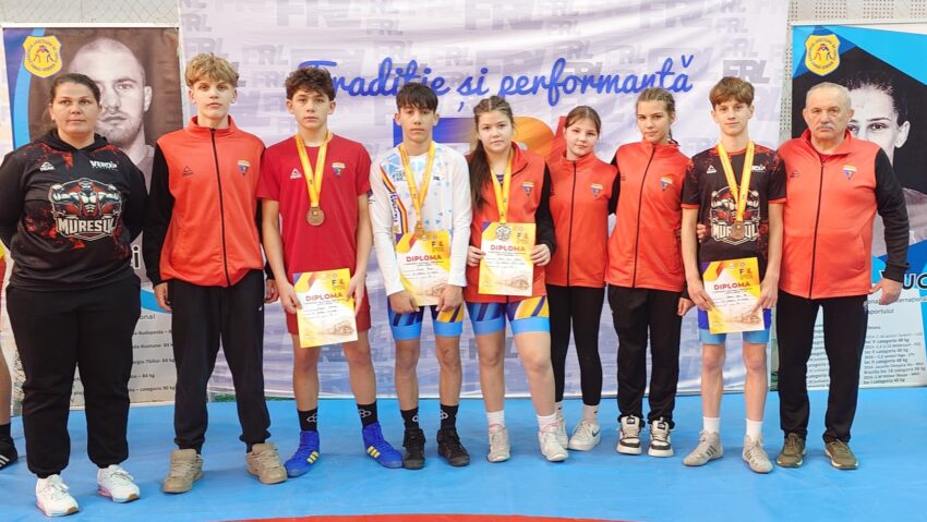 CS Mureșul Târgu Mureș obține patru medalii la Campionatul Național de lupte