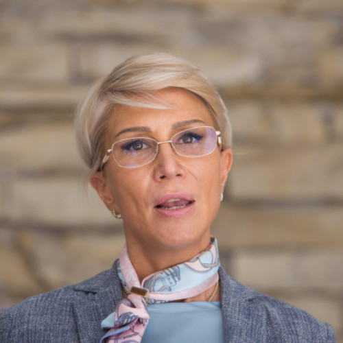 Raluca Turcan îi cere lui Adrian Câciu scuze pentru un incident din Parlament