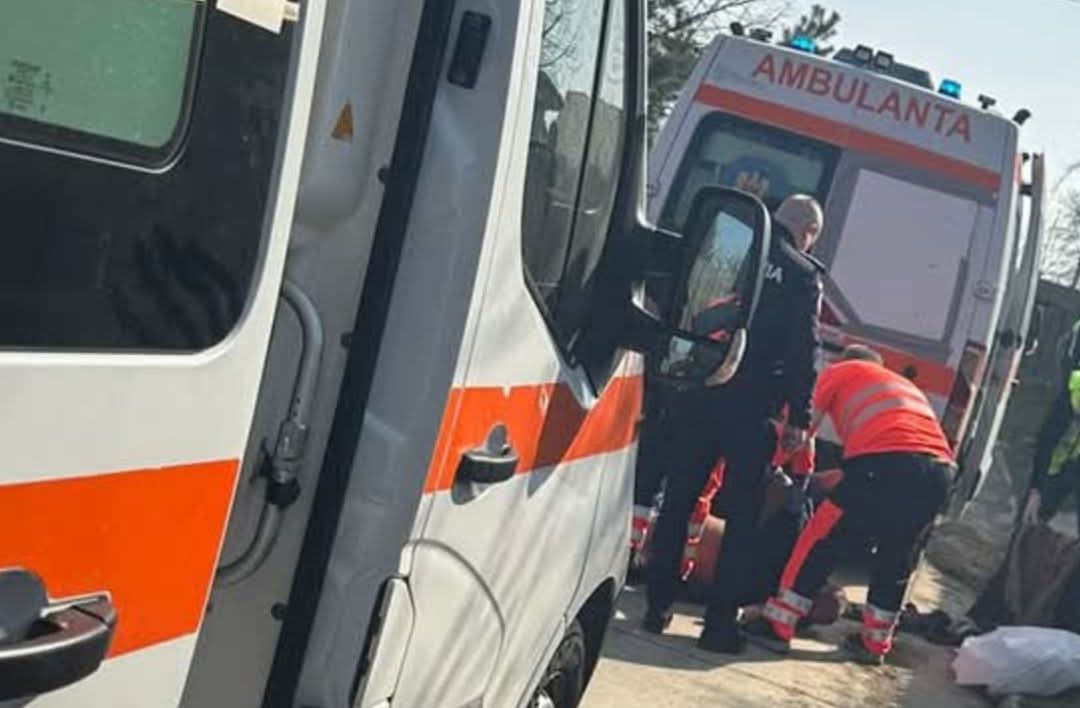 Accident tragic în Popești: un bărbat de 65 de ani a murit după ce a fost lovit de ambulanță