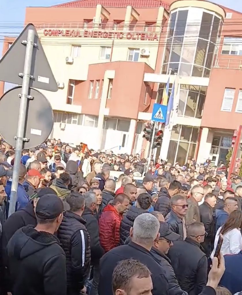 Tensiuni majore în Complexul Energetic Oltenia pe fondul protestelor minerilor