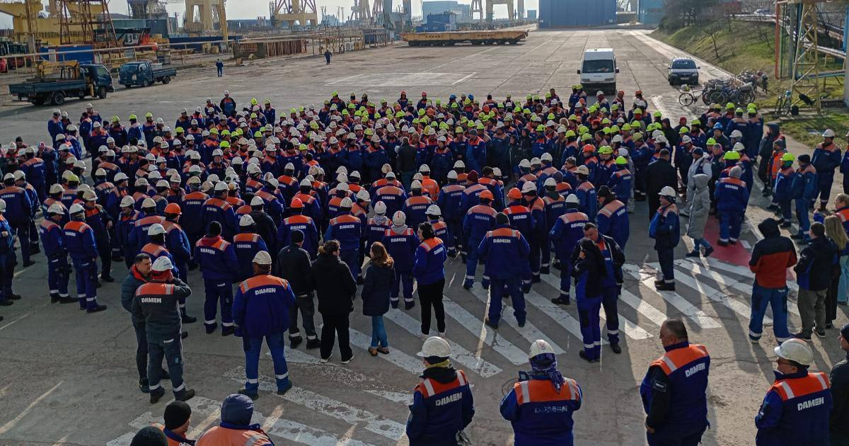 Protest spontan la Şantierul Naval Mangalia din cauza salariilor neplătite