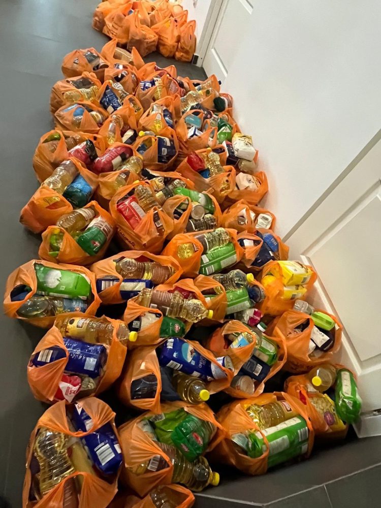 Voluntarii din Baia Mare sprijină Colecta Națională de Alimente