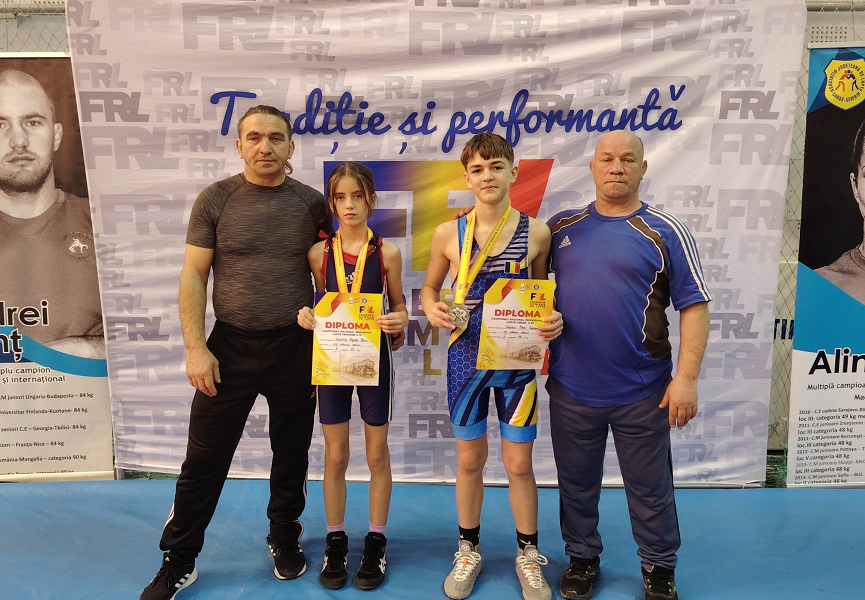 Mihai Iurașcu și Lavinia Păuc, medaliați la Campionatul Național de Lupte U15