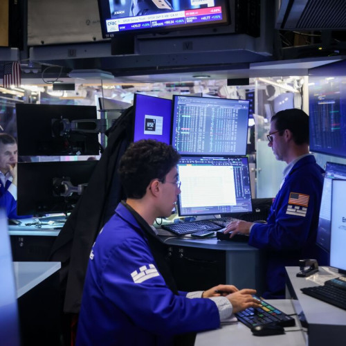 Acțiunile americane continuă să crească înainte de decizia Fed privind ratele