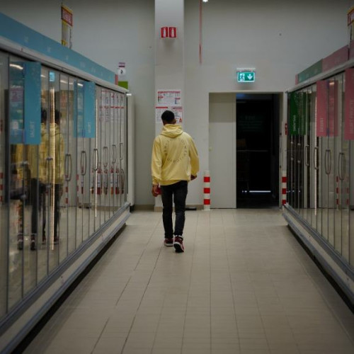 Bărbat din Bistra reținut după un furt din hipermarket în Alba Iulia