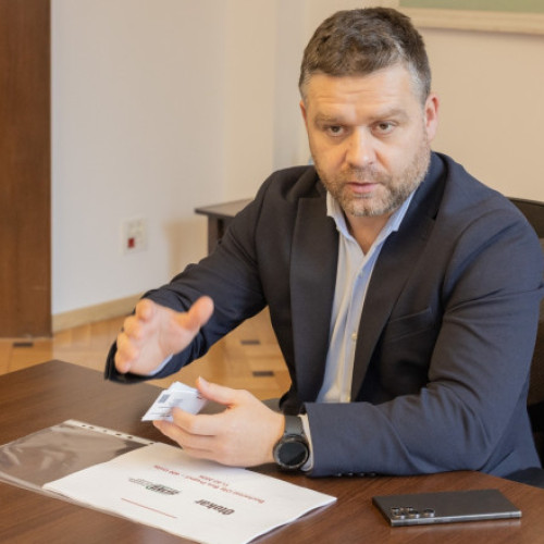 Ciprian Ciucu cere comercianților să îngrijească fațadele clădirilor din centrul Capitalei