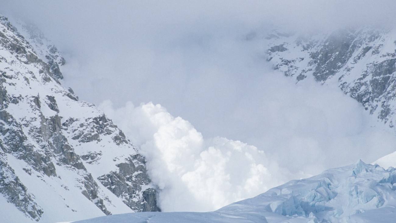 Nou buletin meteorologic pentru Munții Bucegi: risc moderat de avalanșe