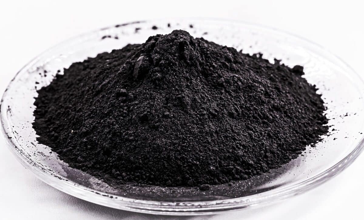 Oamenii de știință dezvăluie un material atât de puternic încât elimină supermicrobii la comandă