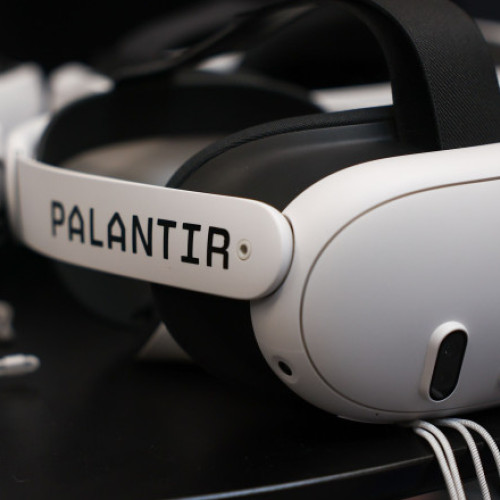 Sistemul Maven al Palantir devine program oficial înarmata americană