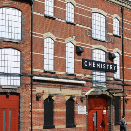 Cazuri de meningită în Kent stârnesc o reacție națională în Marea Britanie