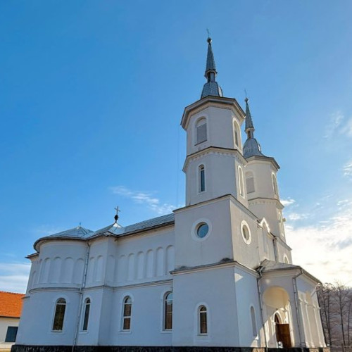 Concert solemn de pricesne „Pe Drumul Golgotei” în Făurești