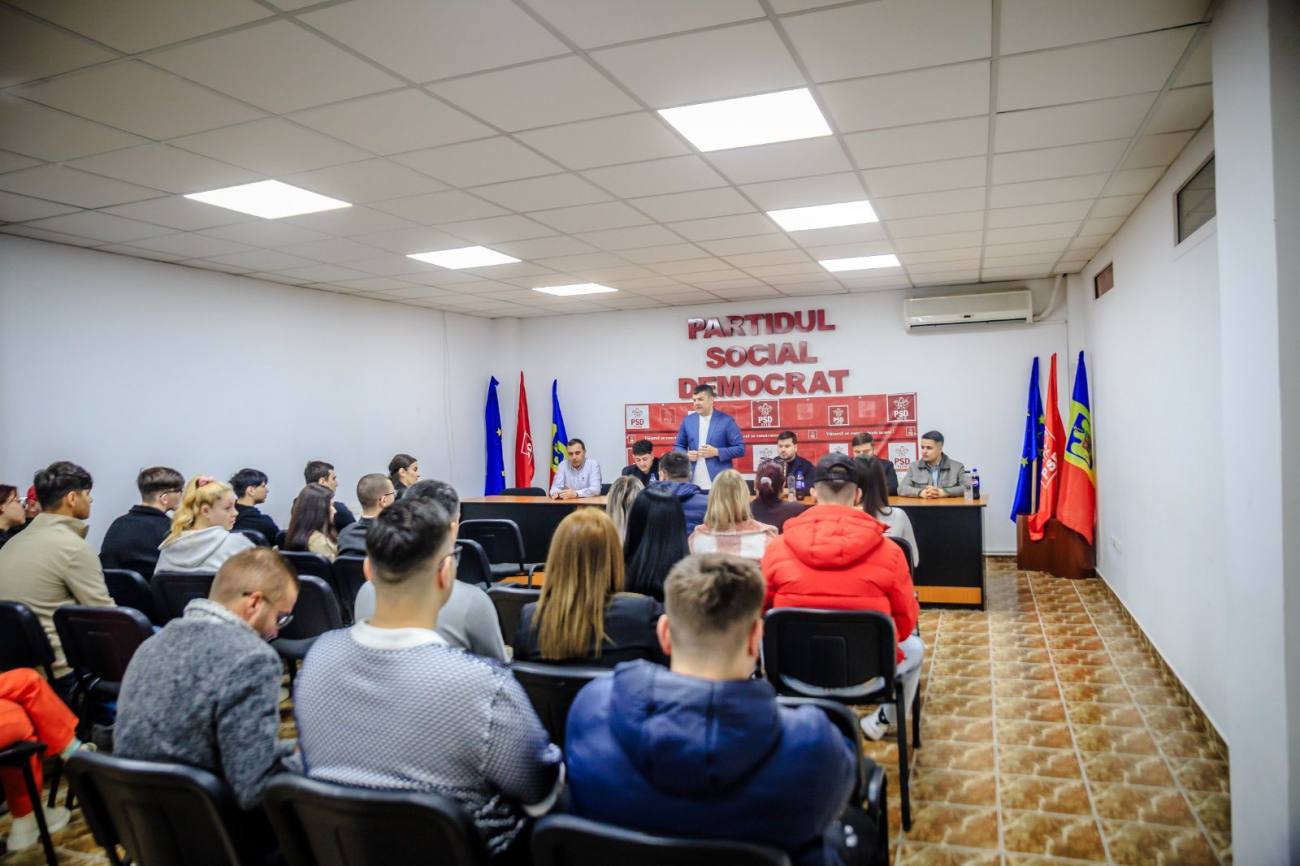 Nouă echipă de conducere pentru Tineretul Social Democrat din Titu