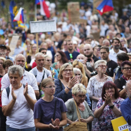 Peste 250.000 de protestatari la Praga, împotriva guvernului Babiș
