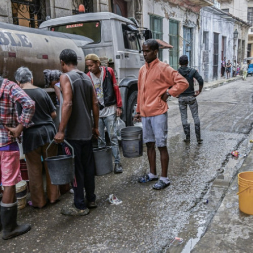 Cuba se pregătește pentru o eventuală invazie americană, afirmă președintele