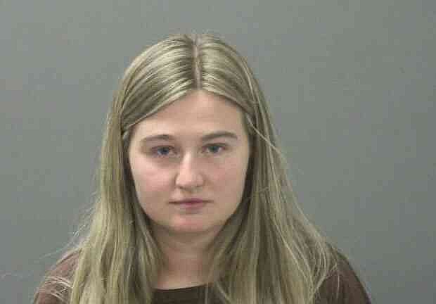 Kendra Duggar arestată în Arkansas pentru punerea în pericol a unui copil și reținere nejustificată