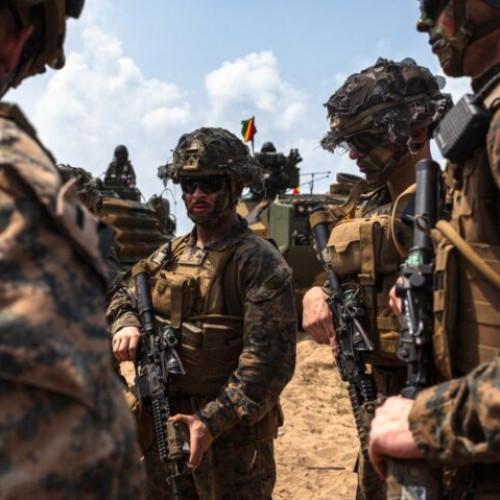 Militarii români din Irak se întorc acasă din cauza situației de securitate