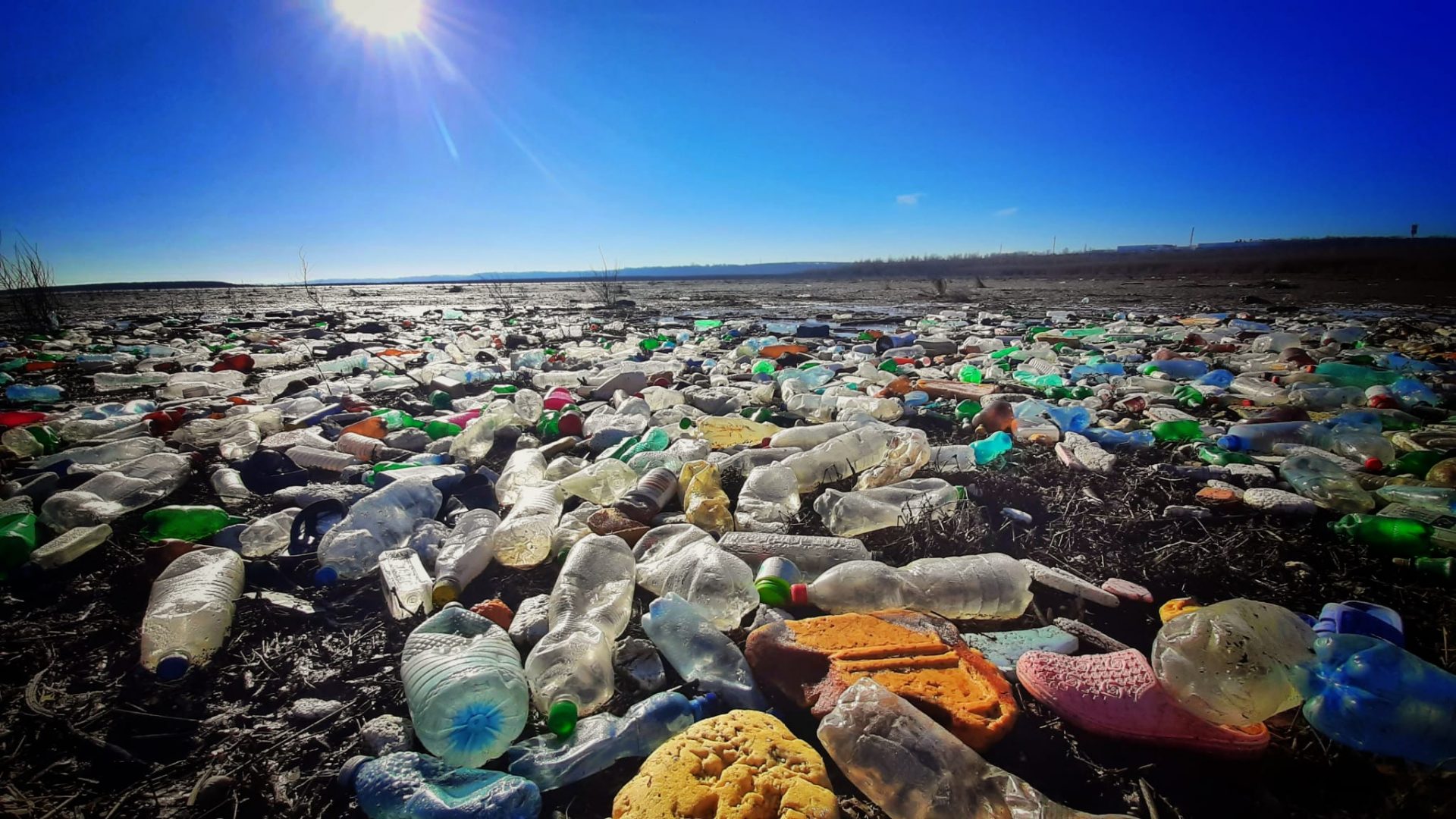 Noua legislație vizează combaterea practicilor ilegale în importul de produse uzate